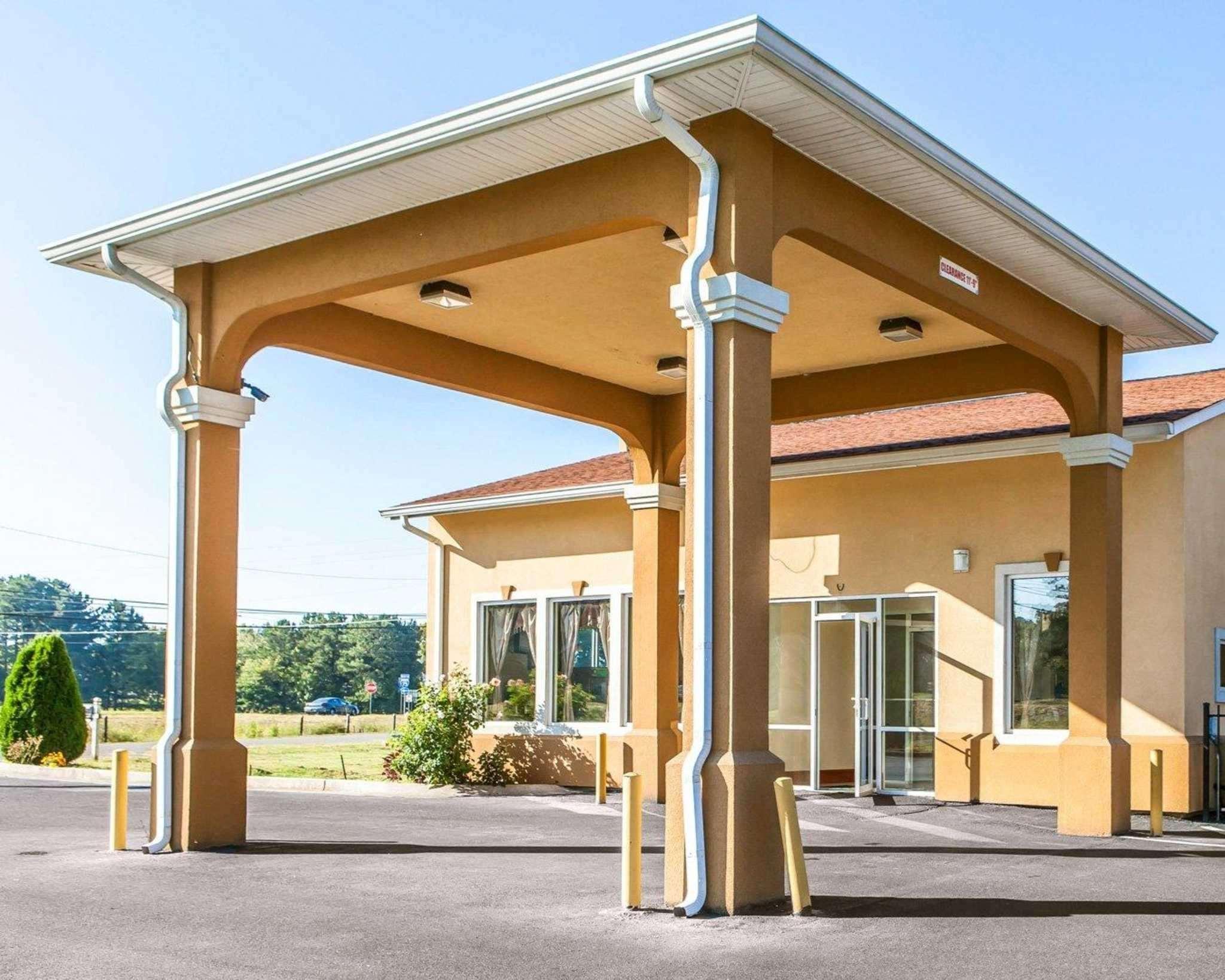 Quality Inn & Suites Cartersville Bagian luar foto