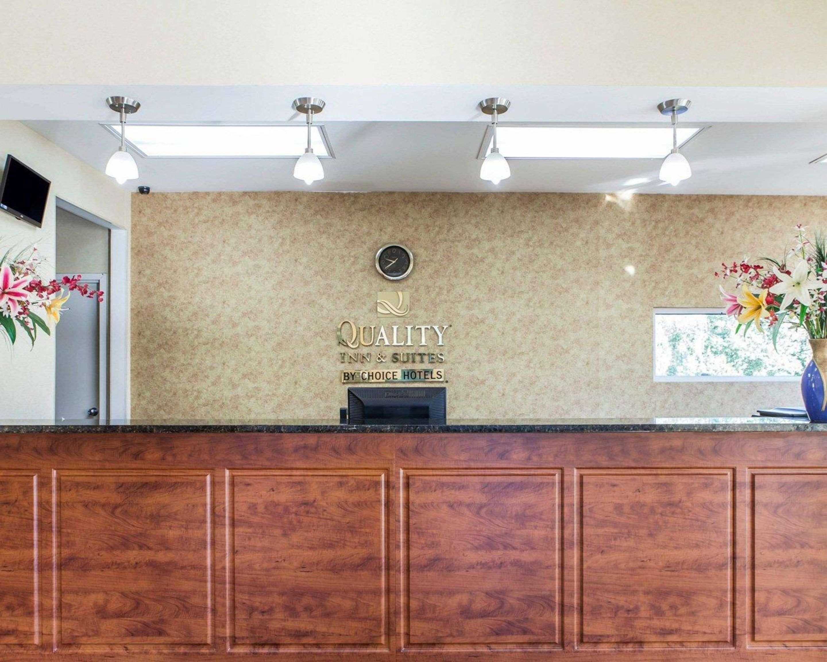 Quality Inn & Suites Cartersville Bagian luar foto