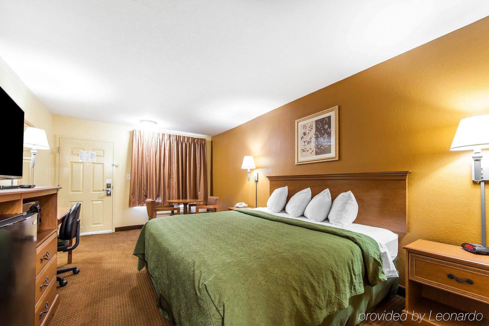 Quality Inn & Suites Cartersville Bagian luar foto