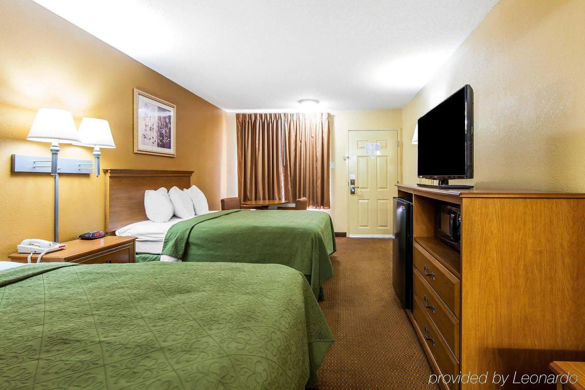 Quality Inn & Suites Cartersville Bagian luar foto